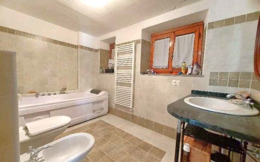 Pianosinatico Porzione di Fabbricato Ristrutturato