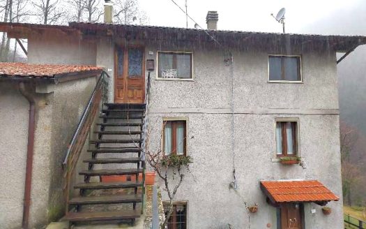 Pian degli Ontani Porzione di Fabbricato Trilocale