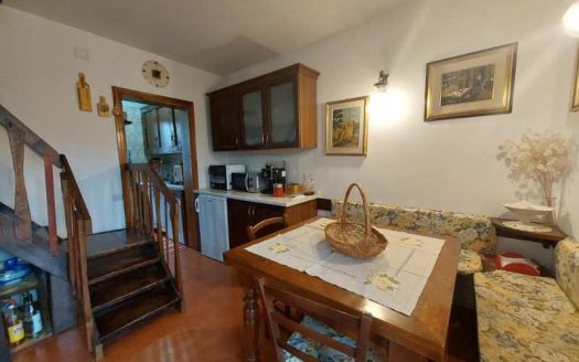 Fiumalbo Dogana Nuova Appartamento con Giardino