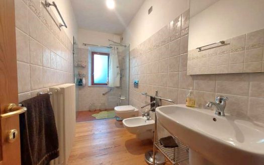 Pianosinatico Appartamento Ristrutturato al Piano Terra