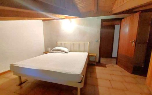 Fiumalbo Trilocale con Caminetto comodo al Centro