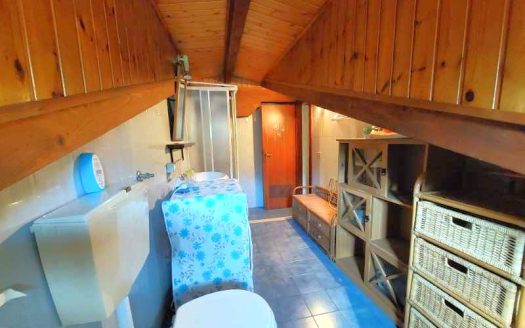 Fiumalbo Trilocale con Caminetto comodo al Centro