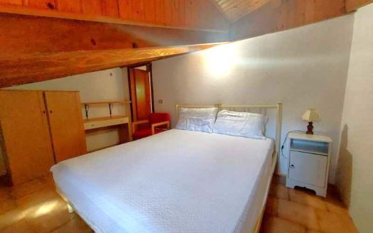 Fiumalbo Trilocale con Caminetto comodo al Centro