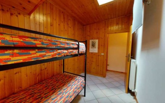 Fiumalbo Località “Il Chioso ” Trilocale con Camino e Posto Auto