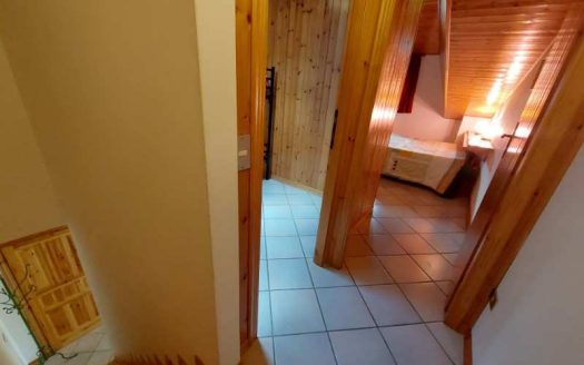 Fiumalbo Località “Il Chioso ” Trilocale con Camino e Posto Auto