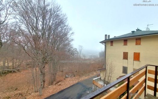 Abetone Faidello Trilocale con Camino Balcone e Cantina